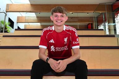 «ليفربول» يُعلن رسمياً ضم المهاجم الشاب ويل رايت من «سالفورد سيتي»